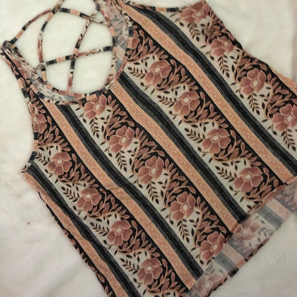 Billabong Tank - Picture 2 of 3